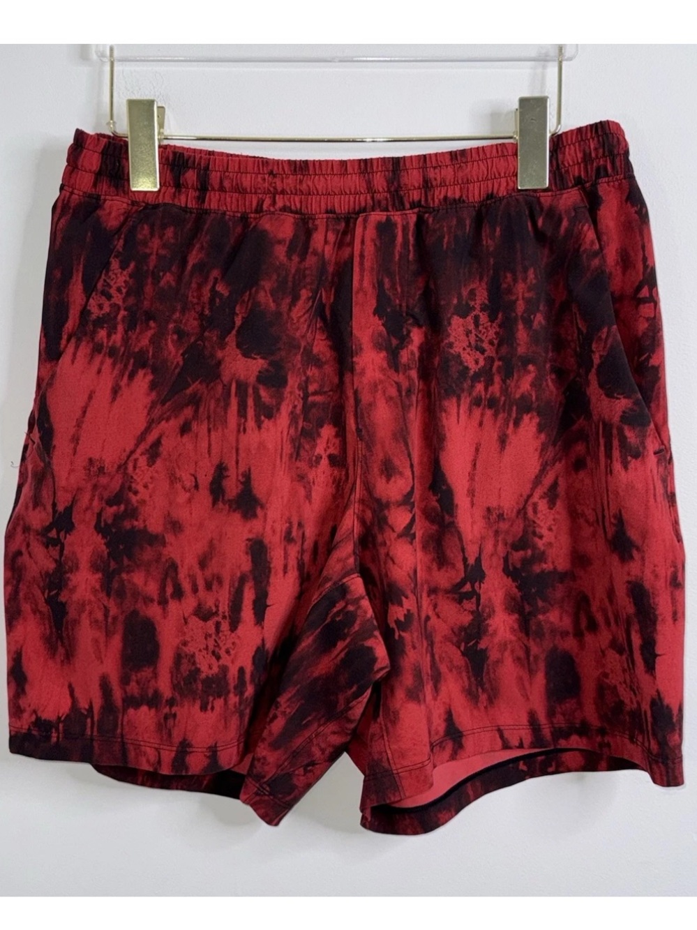 LULULEMON GDBM Red Dye Print Pace Breaker Shorts 7" Liner-less Men's L